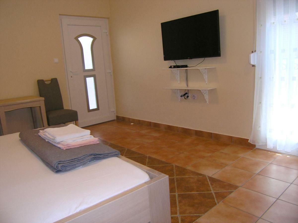קרק Apartment Damijan מראה חיצוני תמונה